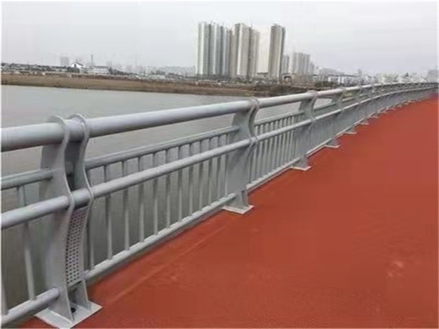 河道欄桿